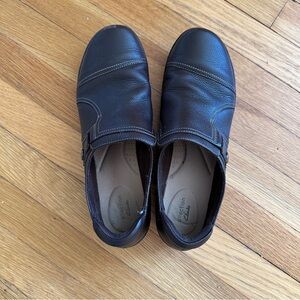 Clarks Women's Cora Poppy loafers